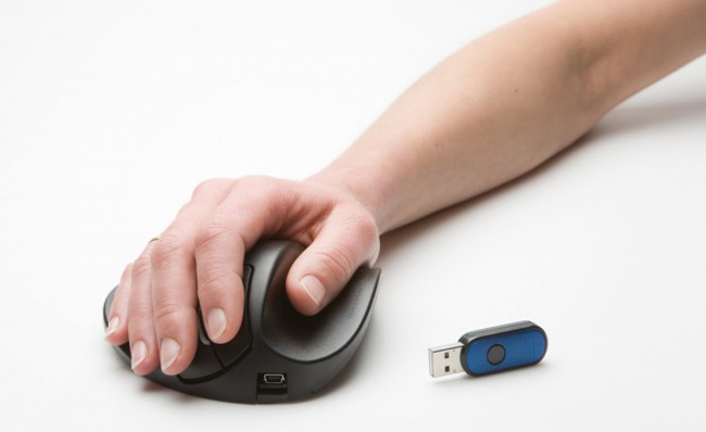 Handshoe Wireless Ergonomic Mouse